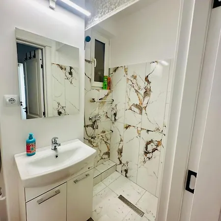 79 Jewel Of Calea Victoriei - Cozy Flat - 1br * Bucharest