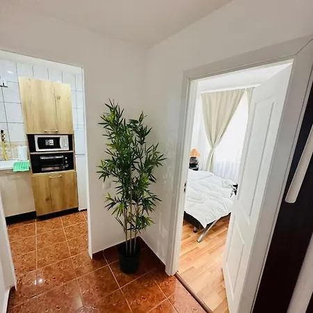 79 Jewel Of Calea Victoriei - Cozy Flat - 1br Apartment *